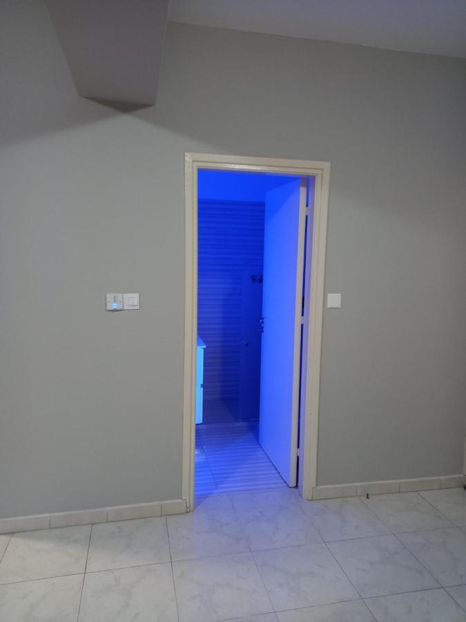 Old Town Studio Apartment Larnaca Exterior foto